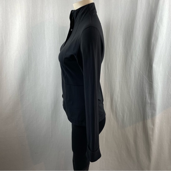 Lululemon Black Fitted Zipper Front Jacket 6 - Picture 3 of 8